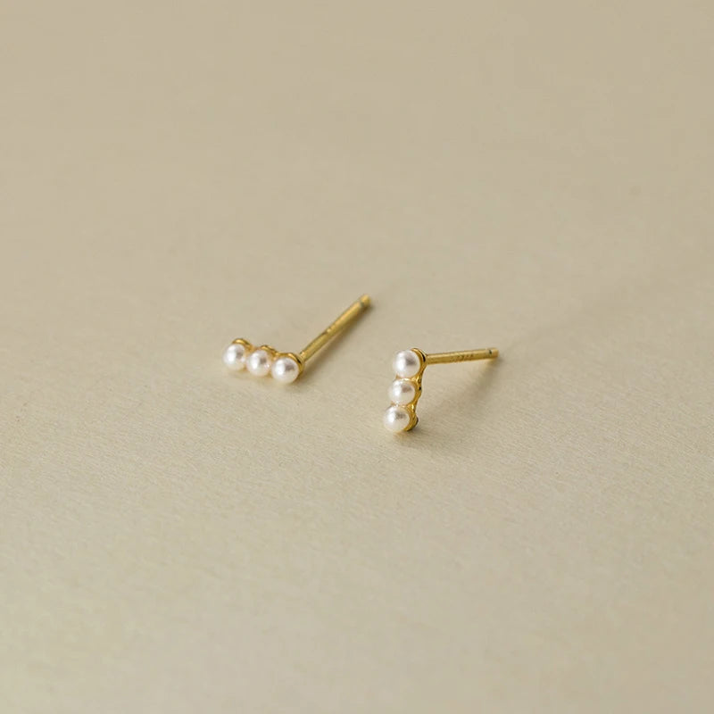 Wholesale 925 Sterling Silver Jewelry Ladies Elegant Triple Synthetic Pearl Stud Earrings Minimalist Fashion Trendy Daily Wear