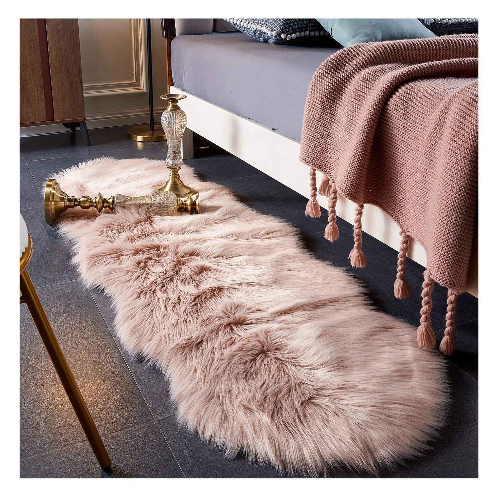 Super Soft Plush Fur Area Rug Living Room Bedroom Carpet Fluffy Faux Fur Rug Custom Luxury Faux Sheepskin Fur Carpet and Rug