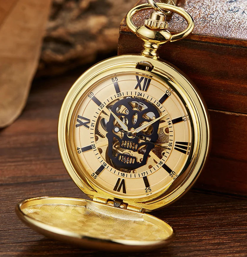 Retro Skull Pocket Watch Smooth Surface Manual Mechanical Pocket Watches