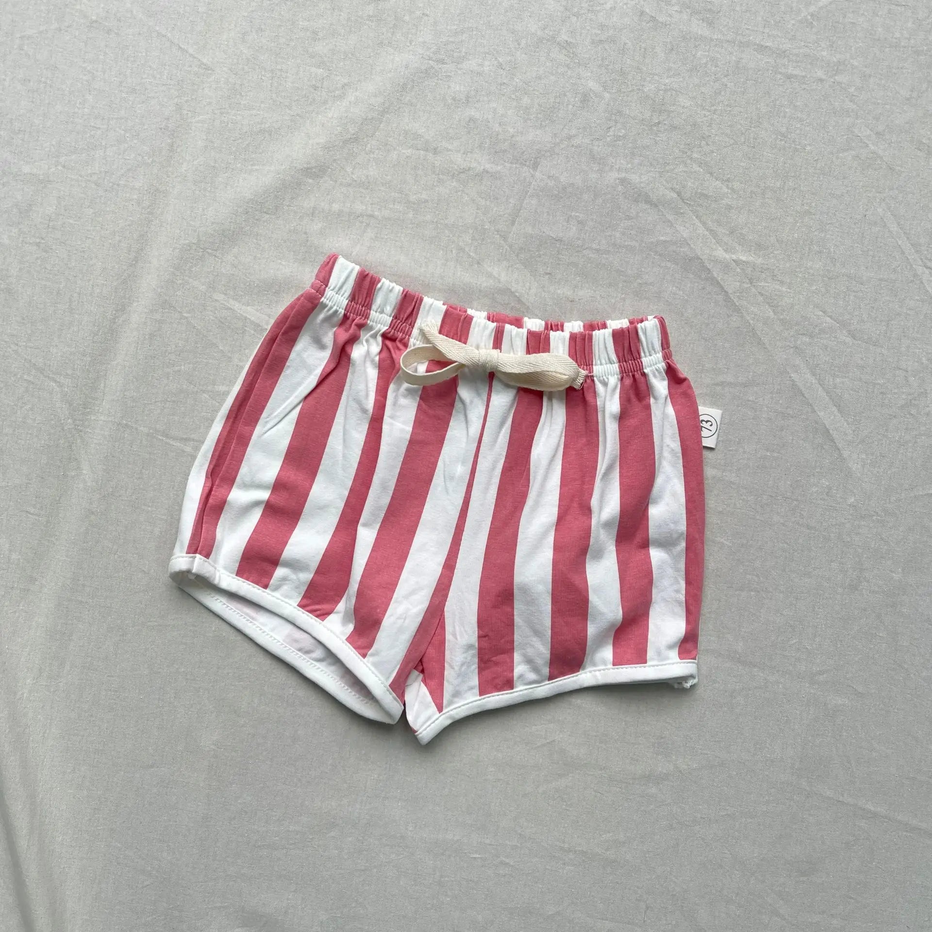 Korean-Style Striped Shorts for Boys Girls Versatile Ins Refreshing Candy Colors for Beach Vacation or Daily Use