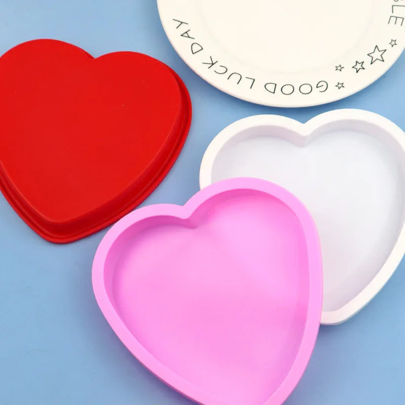 China Factory Directly Supply Saffron Large Heart Silicone Baking Mold for Bread Baking Sandwich Slice Pan