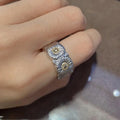 CAOSHI Wholesale Custom Classic Daisy Flowers Design Two Tone Plated Finger Rings for Fashion Party Hip Hop Band Rings for Women