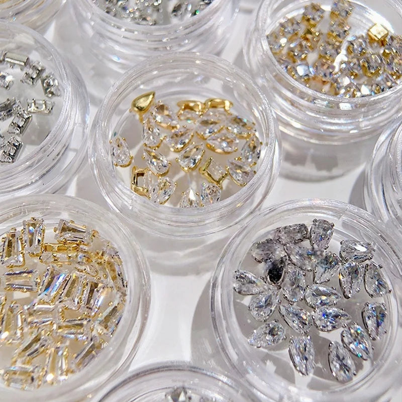 Luxury Crystal Claw Diamonds Water Drop Horse Eye Zircon Nail Jewelry Rhinestones 3D Nail Art Decorations