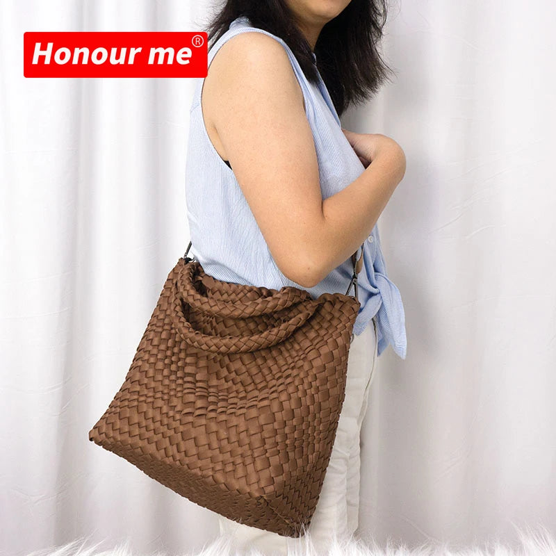 2023 Crossbody  Weave Beach Tote Bag Hand Make Knitted Tote Bag Woven Neoprene Bag