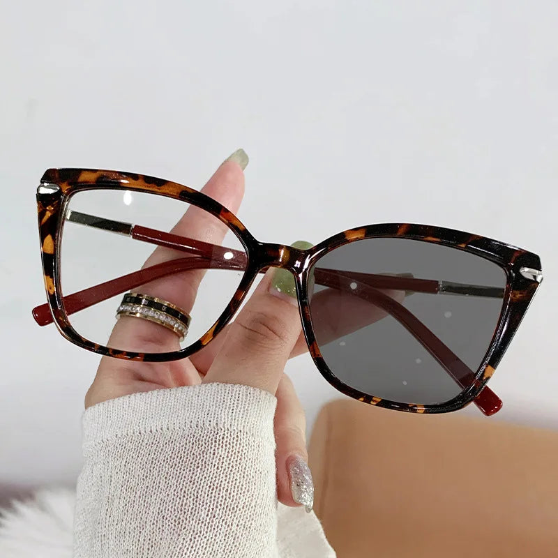 2025 Oversized Women Photochromic Square Cat Eye Computer Eyewear Unisex Anti Blue Light Prescription Optical Eyeglasses