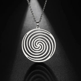 Hollow whirlpool Circle Pendant Necklaces Fashion Jewelry Necklaces Stainless Steel Necklace for Women and Man