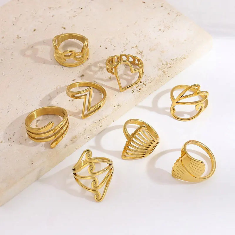 Geometric Minimalist European and American Style 18K Gold Plated Stainless Steel Wholesale Jewelry Rings Irregular Heart Shape