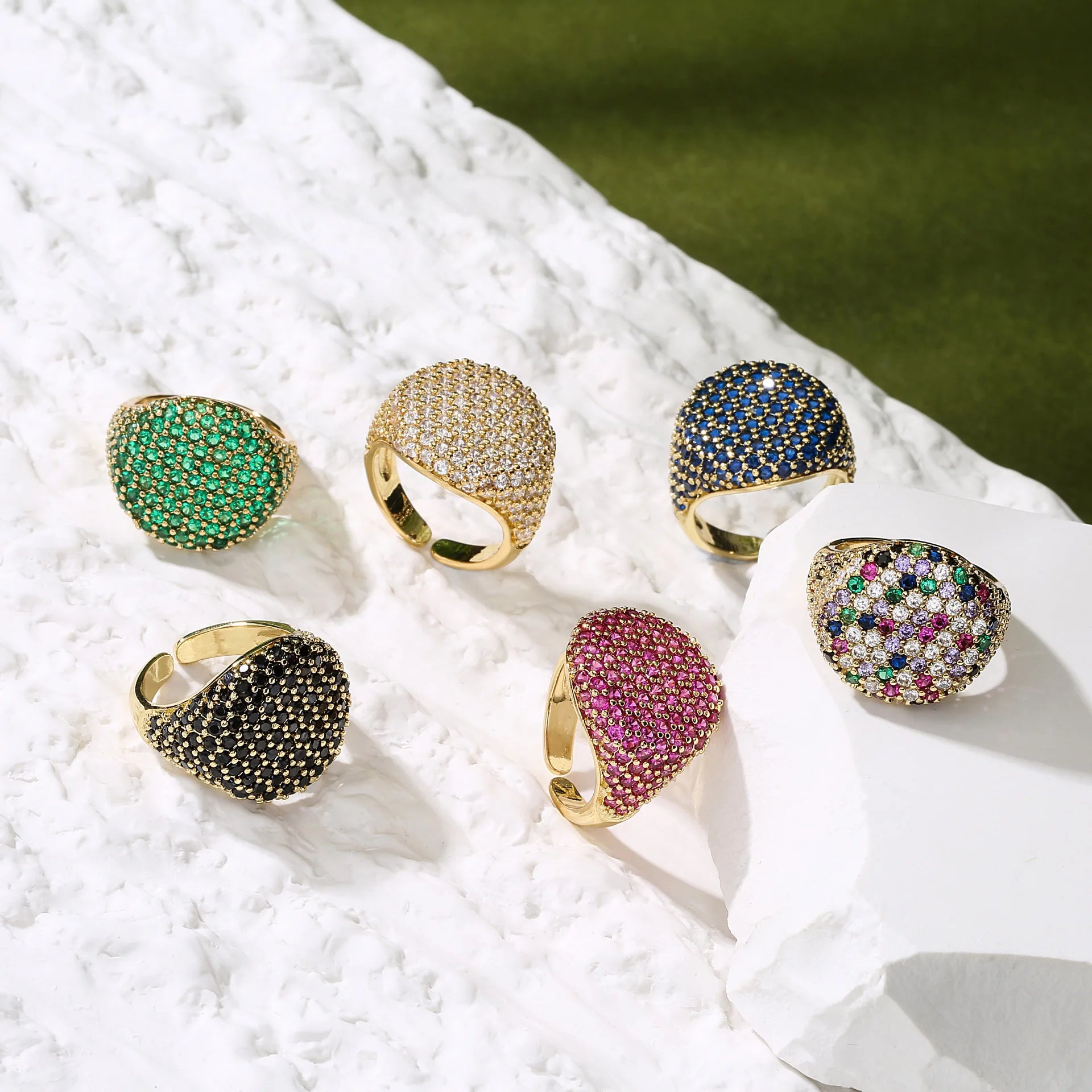 18K Gold Plated Full Diamond Round Ring Hip Hop Fashion Jewelry for Wedding Engagement Gift Open Geometry Zircon Wedding Rings