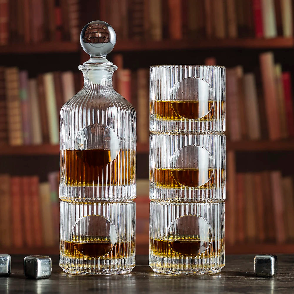 NOVARE New Design Customized Logo 500 ML Transparent Classic Whiskey Decanter Set 4pcs Whiskey Glasses LFGB Certified Stocked