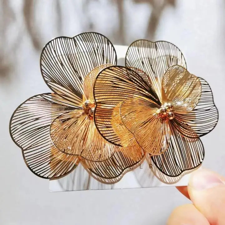 KAIMEI 2025 New Arrival Fashion Jewelry Original Metal Folding Double-layer Clover Earrings Gold Flower 18k Gold Stud Earrings