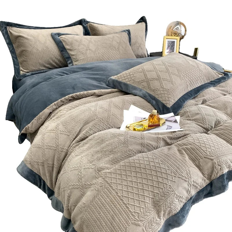YongHo Modern European American Winter Velvet Four Piece Thickened  Double-Sided Warm 4-piece Flat Bedding Sheet Set