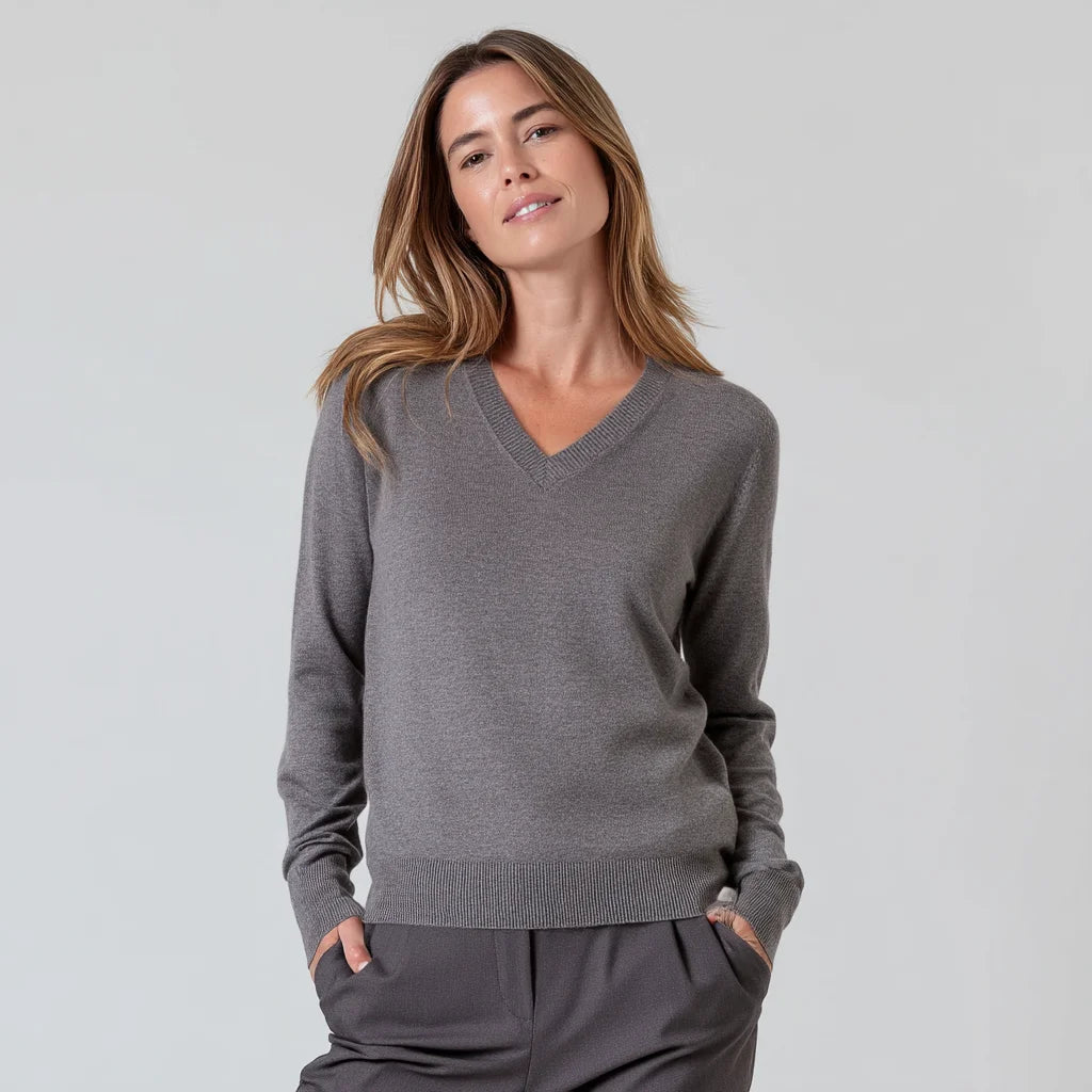 Ladies' Classic V-Neck Pure Cashmere Pullover Soft Lightweight Knit Sweater for Winter Autumn Casual Front Breathable Design