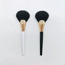 Multi-Functional Ladies Makeup Tool Fluffy Natural Hair Fan Brush for Face Contouring Blush Powder Application