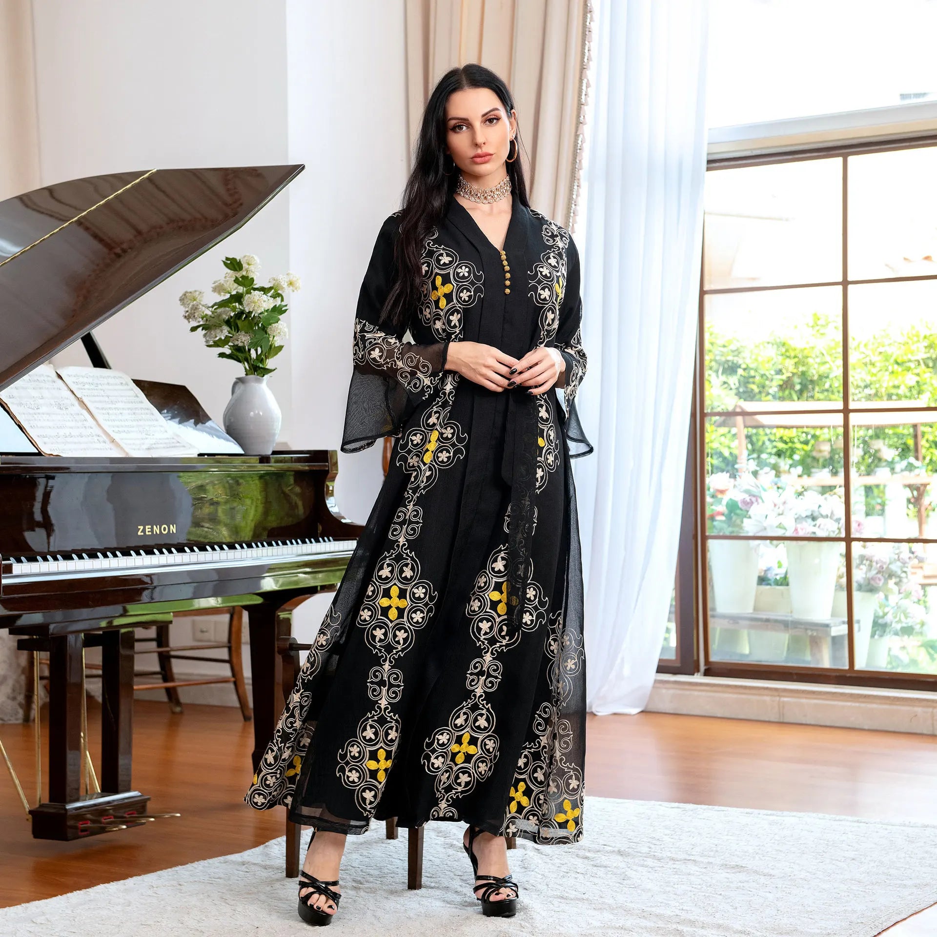 Spring and Autumn Muslim Women's Abaya Dubai Embroidered Abaya Middle East Arab Clothes Temperament Mesh Muslim Long Dress