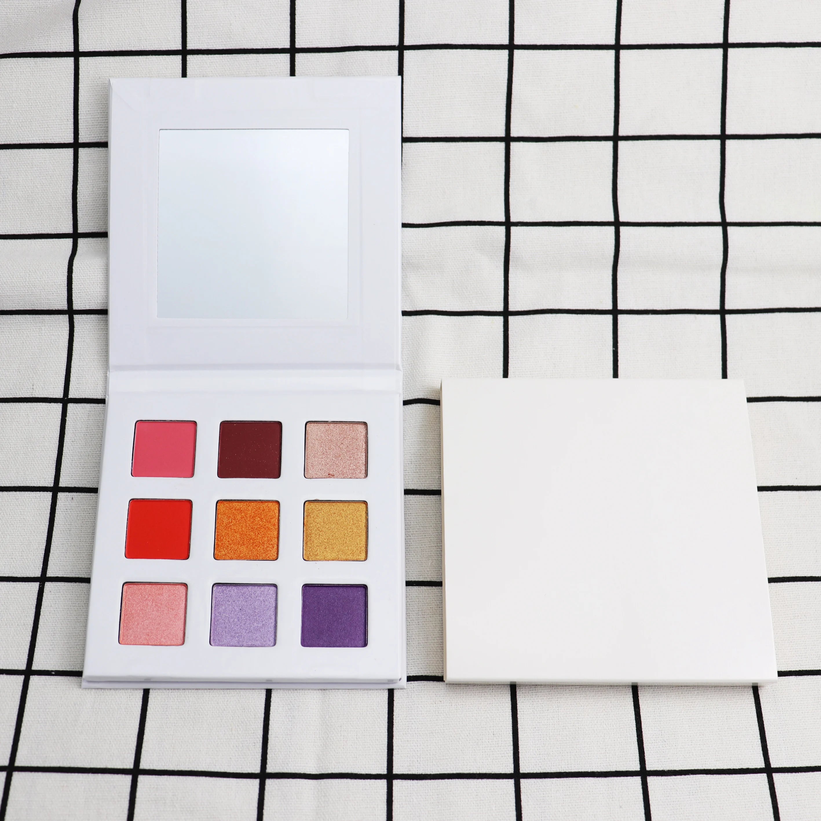 High Pigment Palette Eyeshadow Luxury DIY Palettes Light Fair Medium Dark Skin Tones Dry Eye Shadow Shimmer Finish