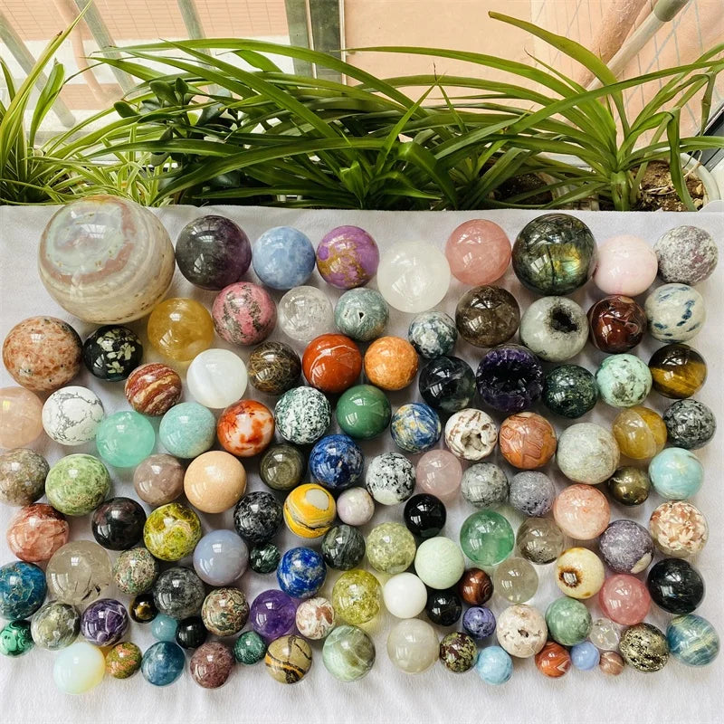 Healing Crystal Ball Purple Labradorite Crystal Sphere Round Natural Clear Quartz Magic Crystal Sphere