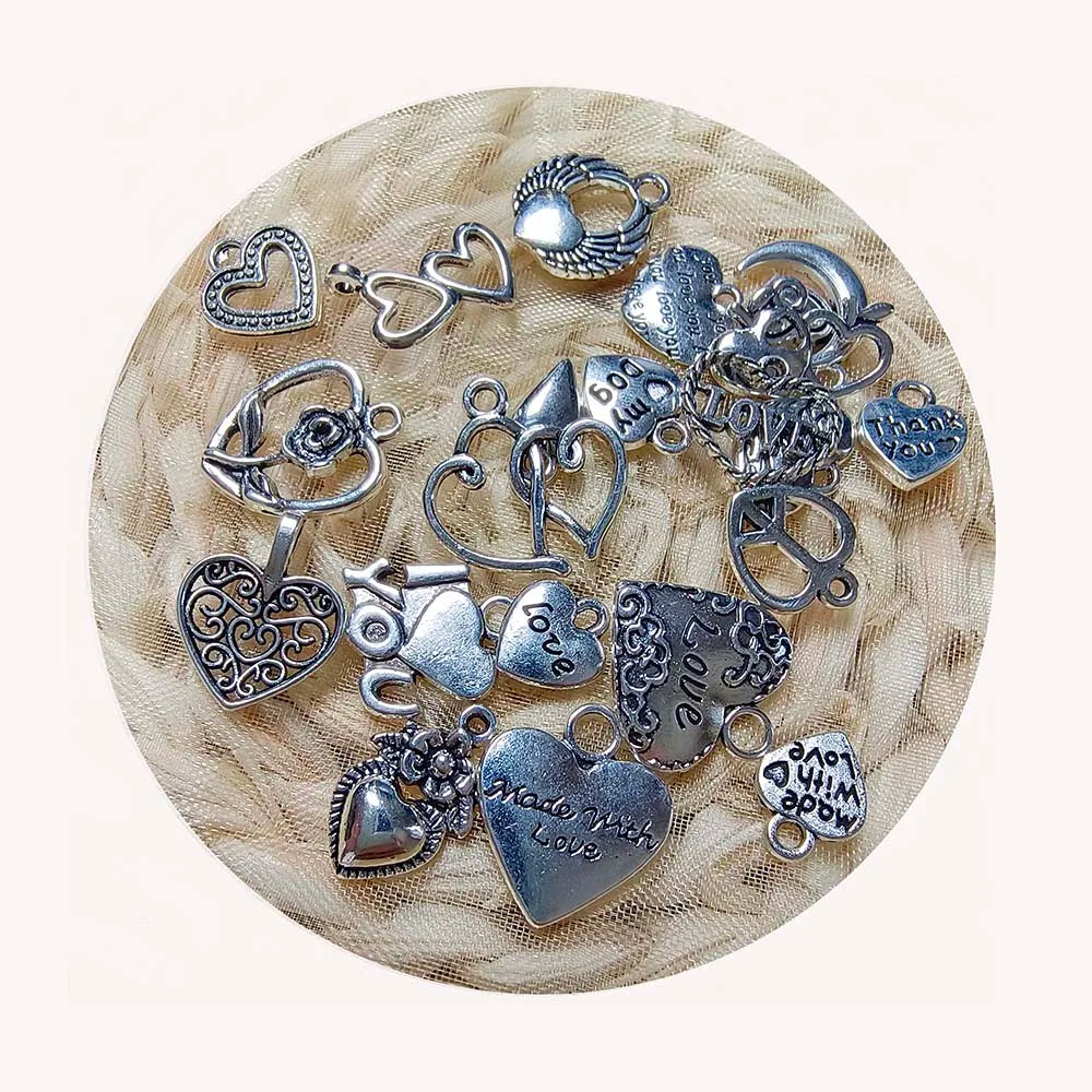 Valentine's Day Love Heart Charms Assorted Silver Plated Heart Pendant Ornament for Jewelry Making Necklace Earrings Craft DIY