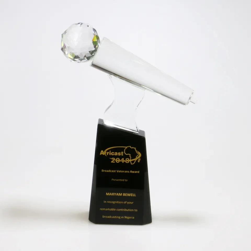 Sports Style Singer Victory Crystal Trophy Award Customized Laser Engraving Logo Microphone HONOR Brand Gift Box