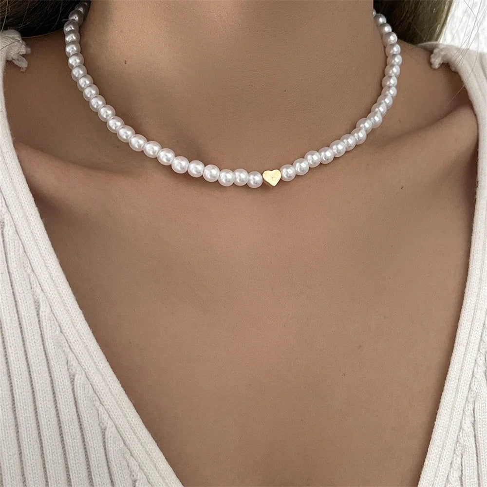 Stock Fashion Necklaces Heart Shape Pearl Beads Choker Collar for Women Girls for Bridal Wedding Fashion Pendant Necklace