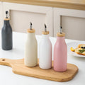 Modern Kitchen Ceramic Spice Dispenser with Lid Customizable Size & Shape Food Contact Safe Steamable for Household Use