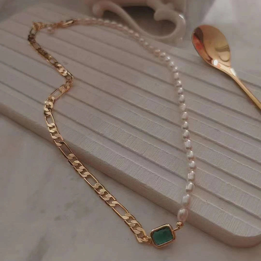 Manufacturer's Hot Sale 18K Gold Plated Emerald Jade 6-7mm Rice-Shaped Freshwater Pearl Necklace June Zodiac Stone Necklace