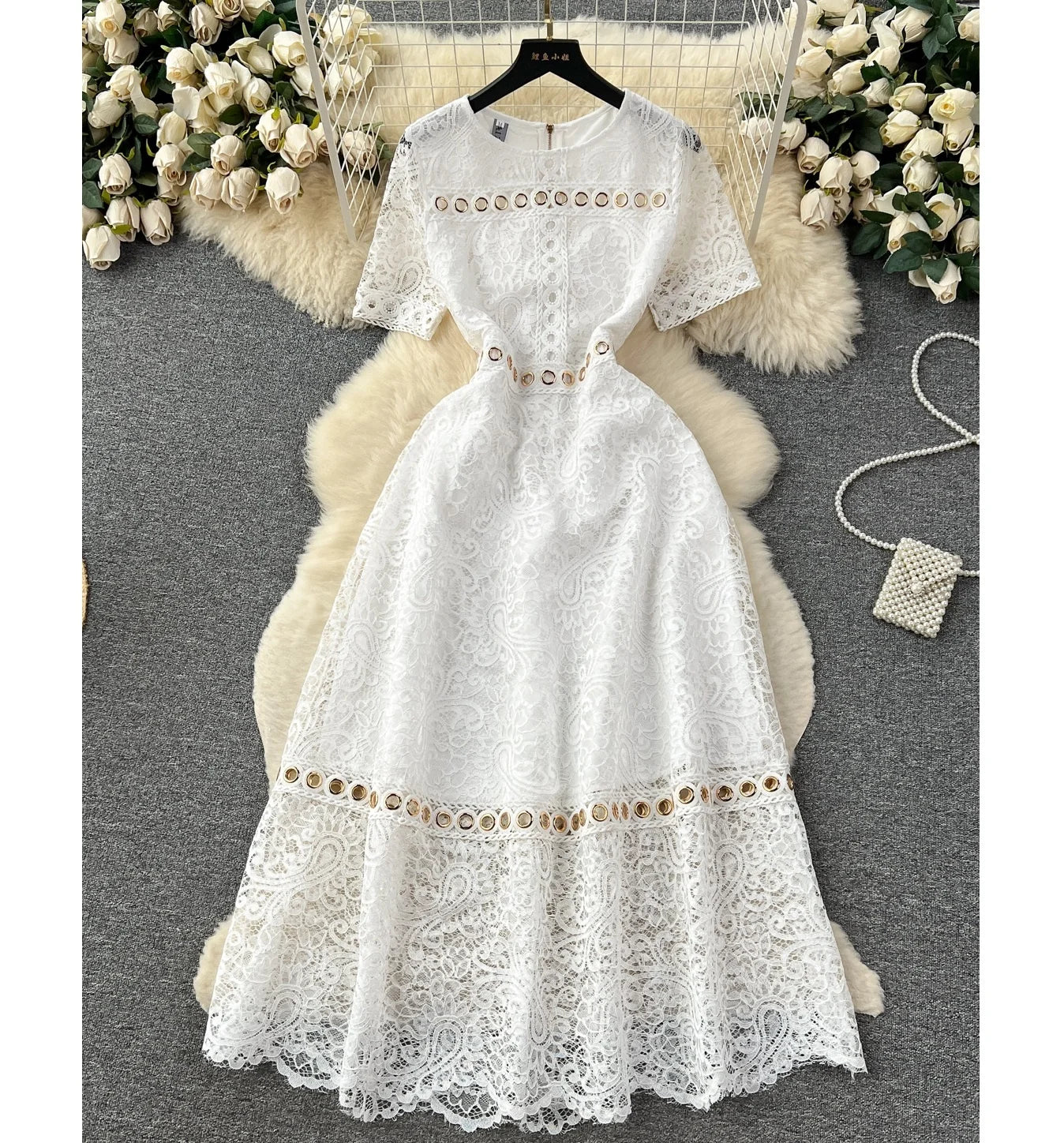 Elegant Women's 2024 Summer New French Lace Panel Hollow Metal Ring Buckle Waist Plus Size Dress