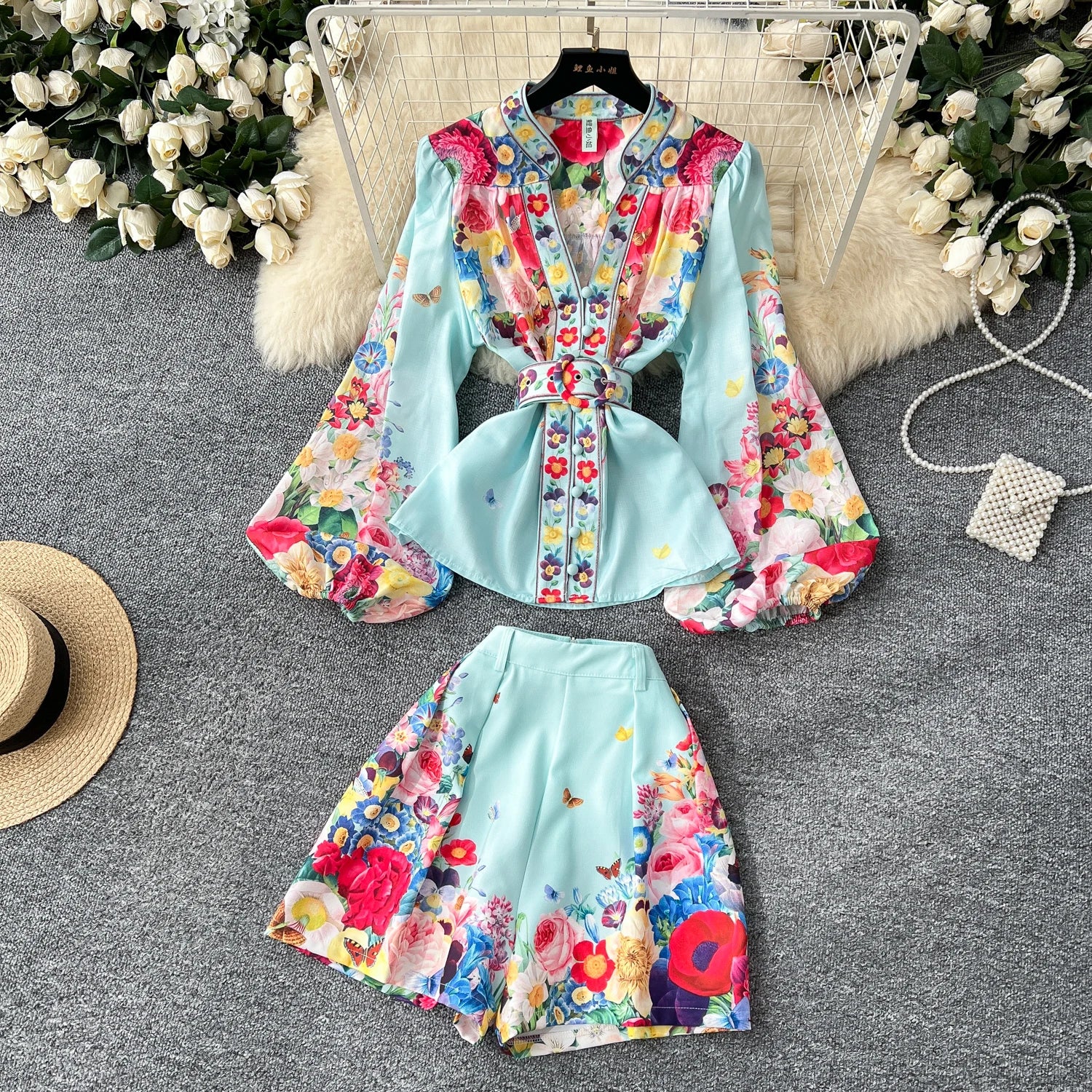 LW0727 Advanced Waist Waist Lantern Sleeve V-Neck Printed Shirt Wide Leg Shorts 2025 Spring Two-Piece Set