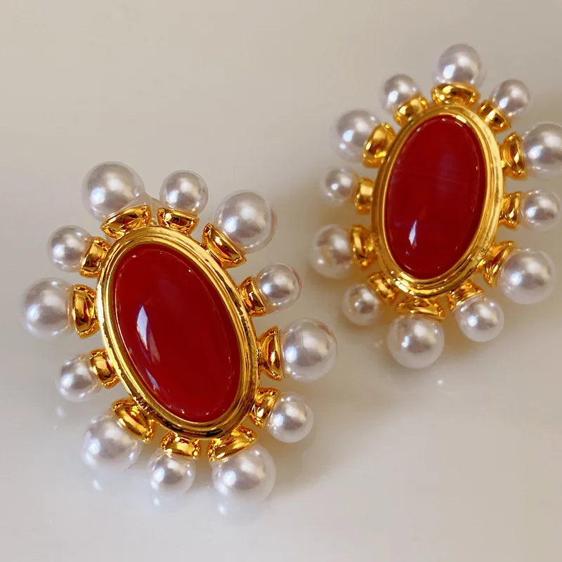 French Vintage Pearl Glass Oval Stud Earrings Middle Ages High Grade Temperament Court Red Earrings Jewelry