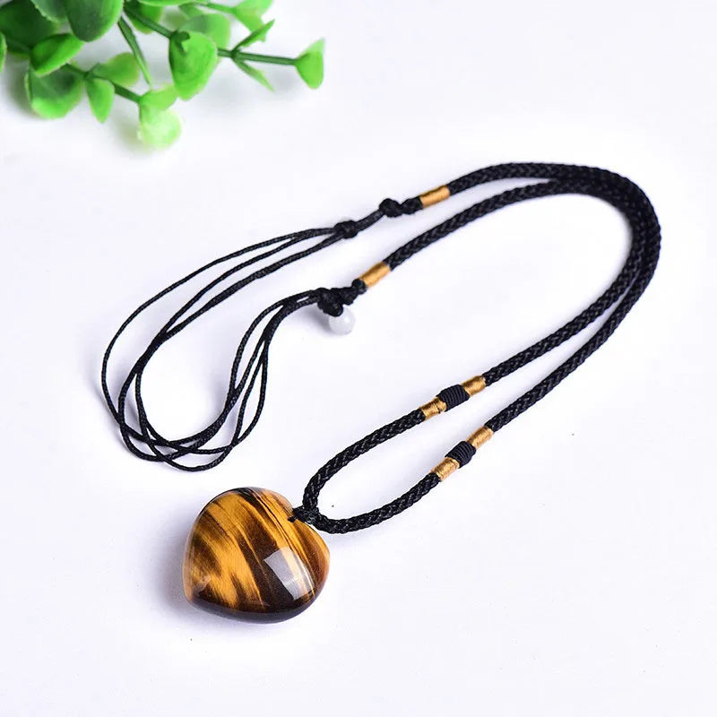 New Handmade Knitting Natural Stone 30mm Heart Crystal Quartz Pendant Necklace for Women Gemstone Necklace Jewelry