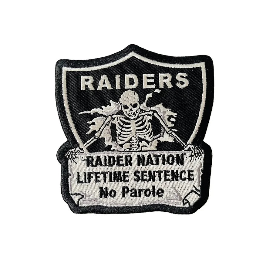 Factory Price Personalized Raider Skull Iron-on Embroidery Patch for Bikers Garment
