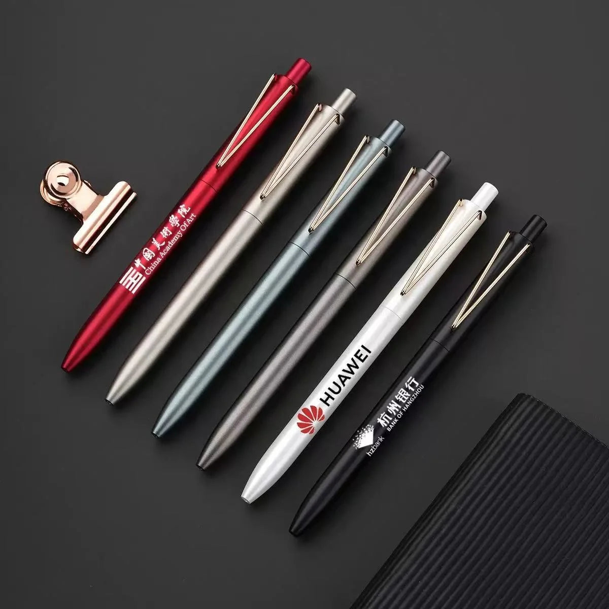 2025 new style High-quality Black Ink Business Pen Custom Logo Signature Pen Plastic Gel Pen
