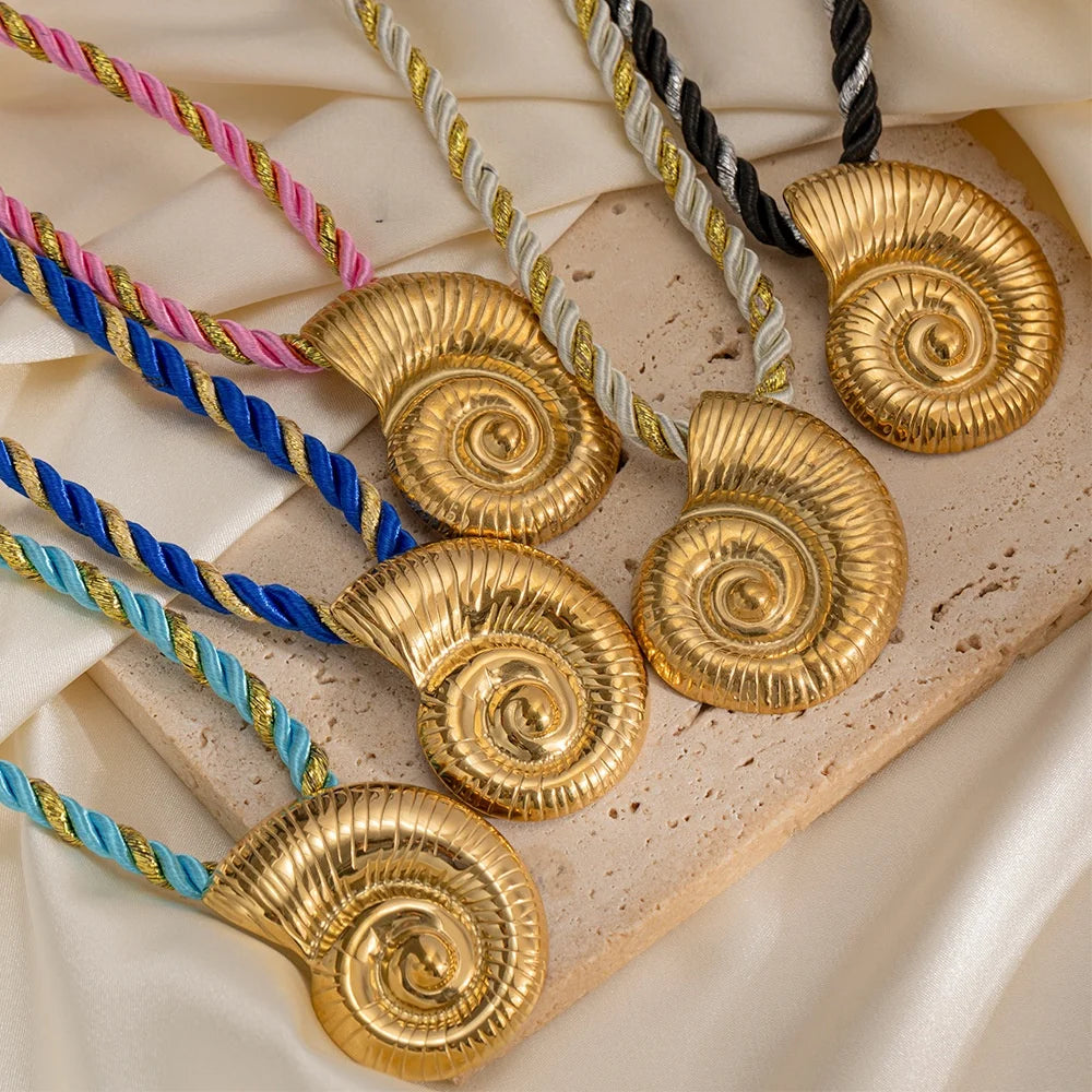 2025 Summer Beach New Stainless Steel 18k Gold Plated Conch Pendant Colored Thick Rope Chain Necklace for Women Fashion Jewelry