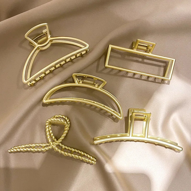 Metal Alloy Clips Female Casual Big Barrette Crab Women Summer 2024 New Hairpin Large Temperament Hairpin Shark Clip