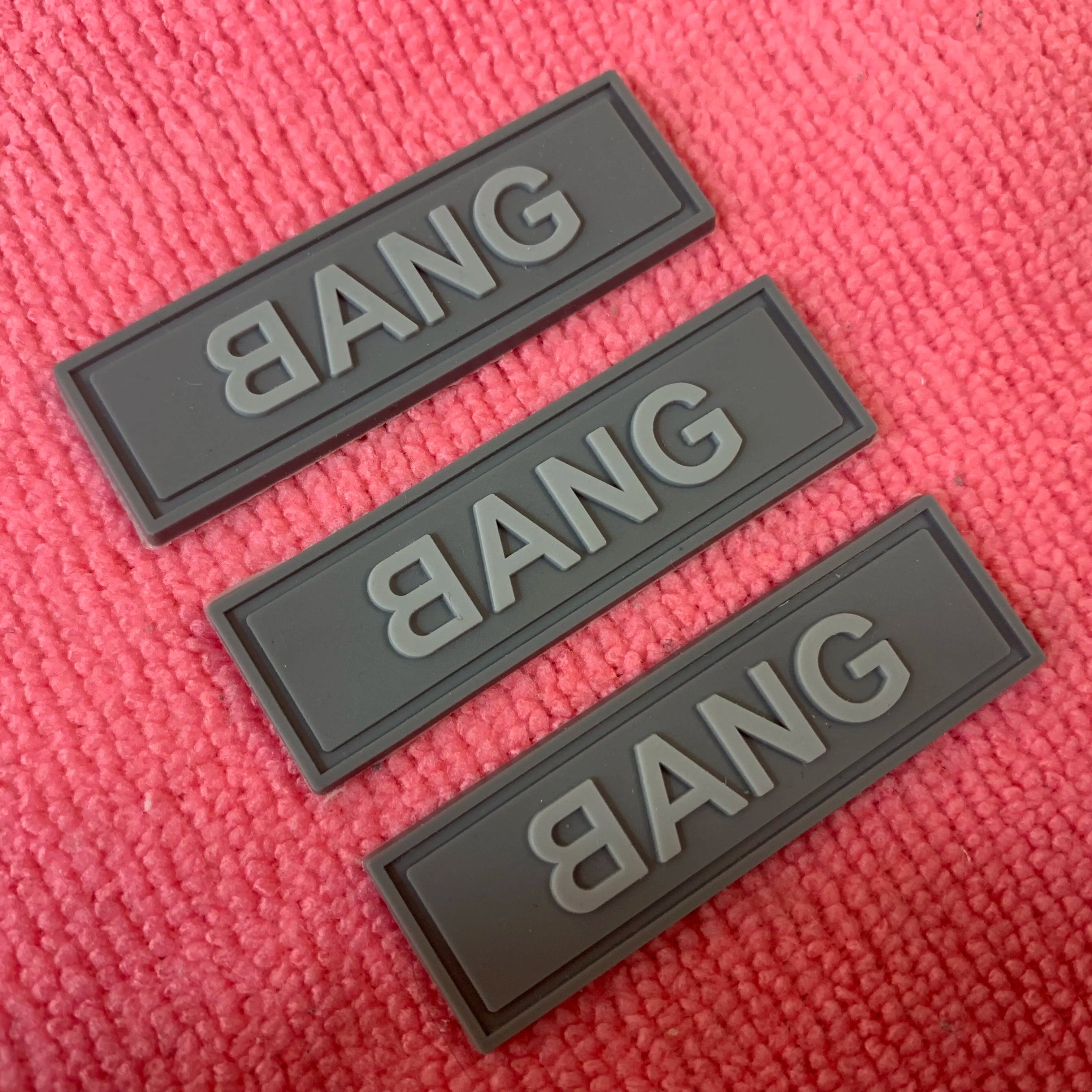 High Flexible Embossed Garment PVC Plastic Labelsoft Handfeeling Trademark Rubber Label for Jeans