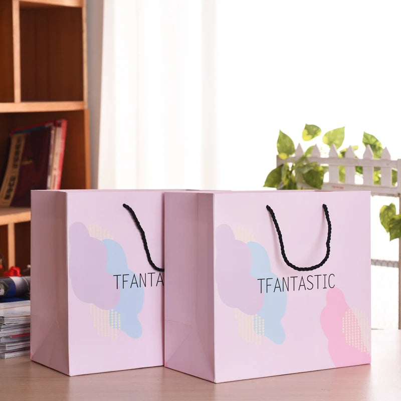 Custom Designed Fancy Kraft Gift Paper Bag with Printing Logo Recyclable Cardboard for Shopping Packing with Handle