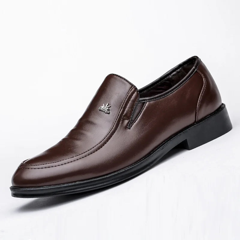New Arrival Simple Custom Size Brown Round Toe Flat Breathable Non-Slip Men's Business Leather Casual Shoes