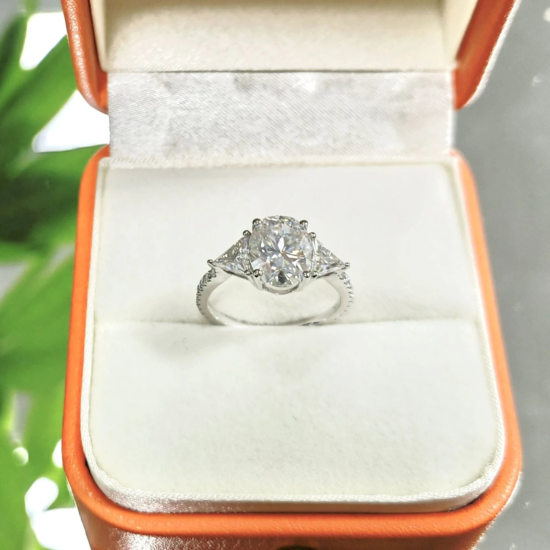 Customized Oval Cut 3ct Large Stone Ring 8x10mm Moissanite Center Stone 14k Wedding Rings