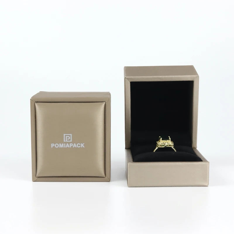 2023 Wholesale logo Custom Soft Touch Leather Diamond Ring Gift Package Gold Ring Box