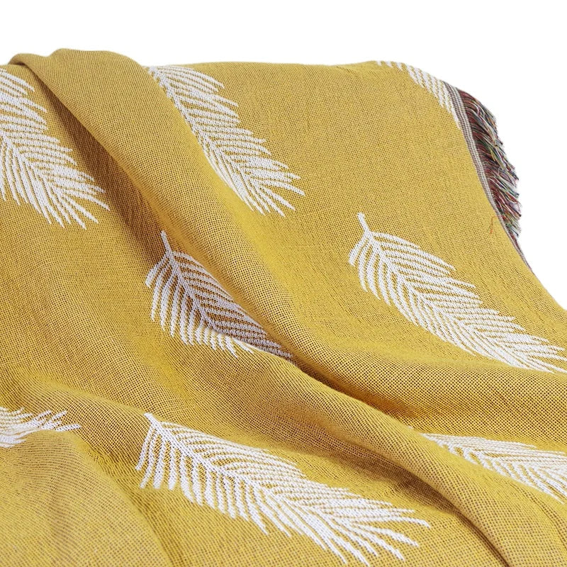 Bohemian Designer Feather Chinese Tapestry Knitted Other Blankets with Vintage Cartoon Festival Patterns