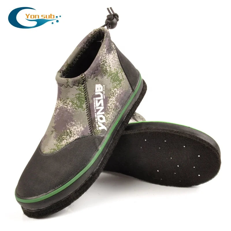 Non-slip Camouflage Fishing Shoes With Nails on Felt Sole Neoprene Diving Boots