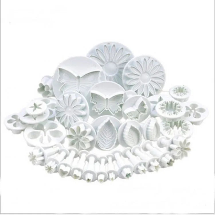 Handmade DIY Eco-Friendly Stocked Kids Custom 33-Piece Plastic Cookie Cutter Set Baking Tools for Fondant Cake Decoration