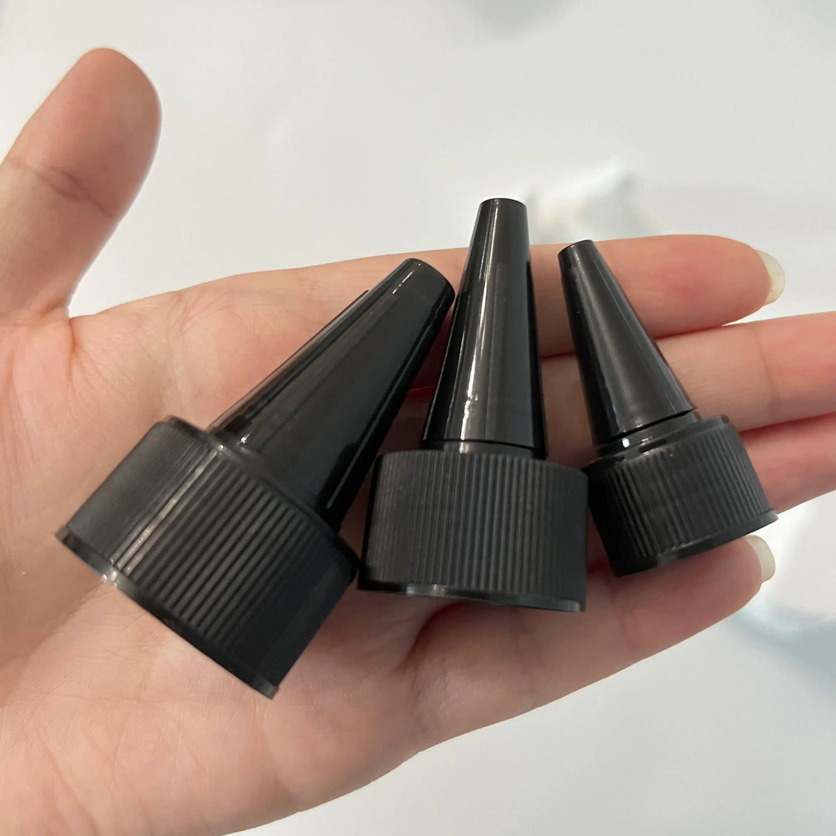 Custom 20 24 28 38 410 400 Sauce Glue Chemical Ink Packaging Bottles Dropper Oil Bottle Point Nozzle Cap