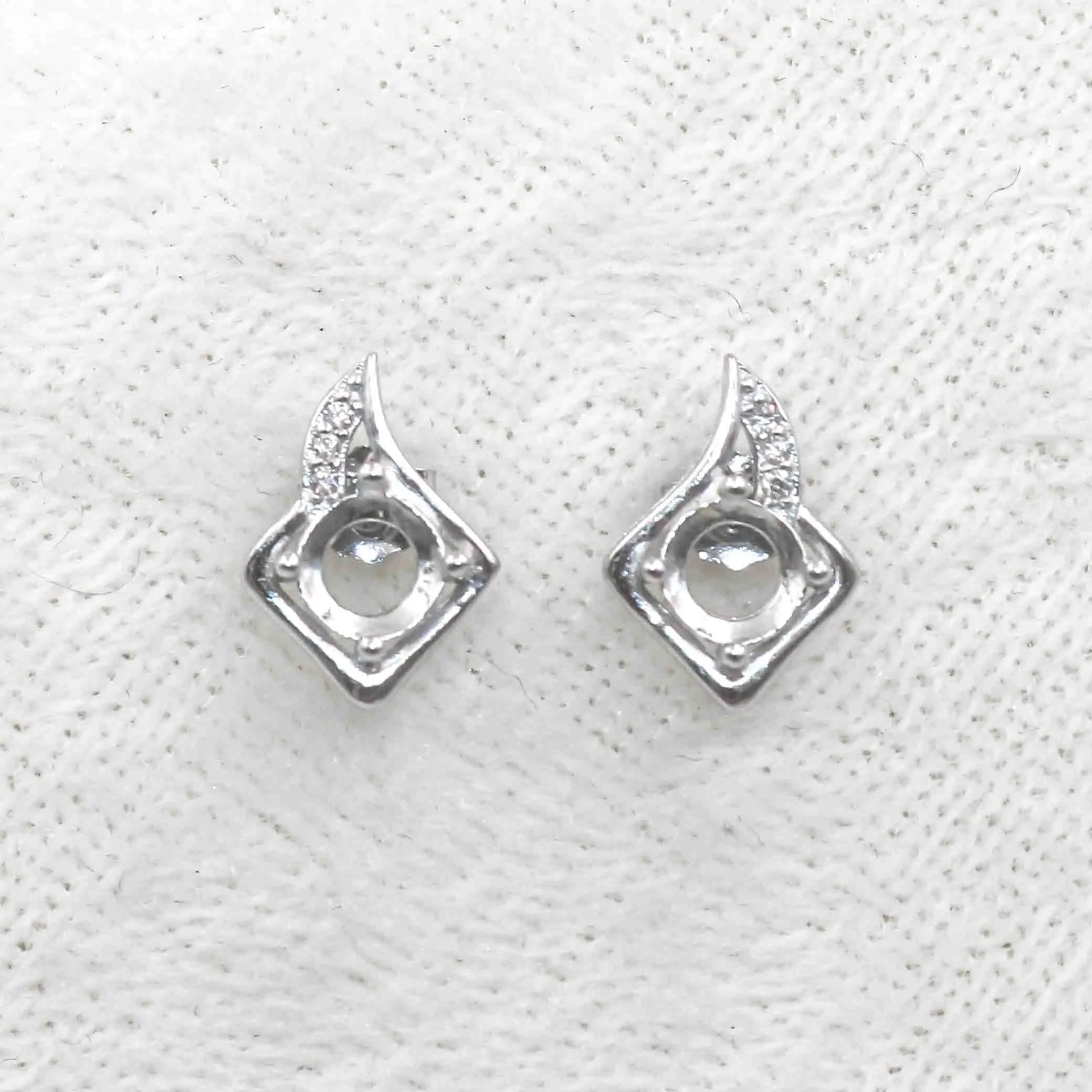 Sterling Silver 5*5mm Semi Mount Stud Earrings Empty Support Blank Claws Setting S925 Base Without Center Stone for DIY Inlay