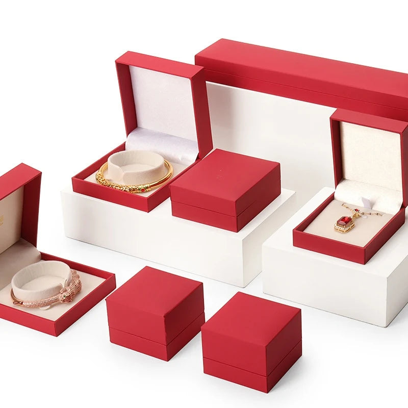 Custom Logo Leatherette Paper Jewelry Box Luxury Earring Bangle Bracelet Pendant Ring Box Jewelry Packaging Box