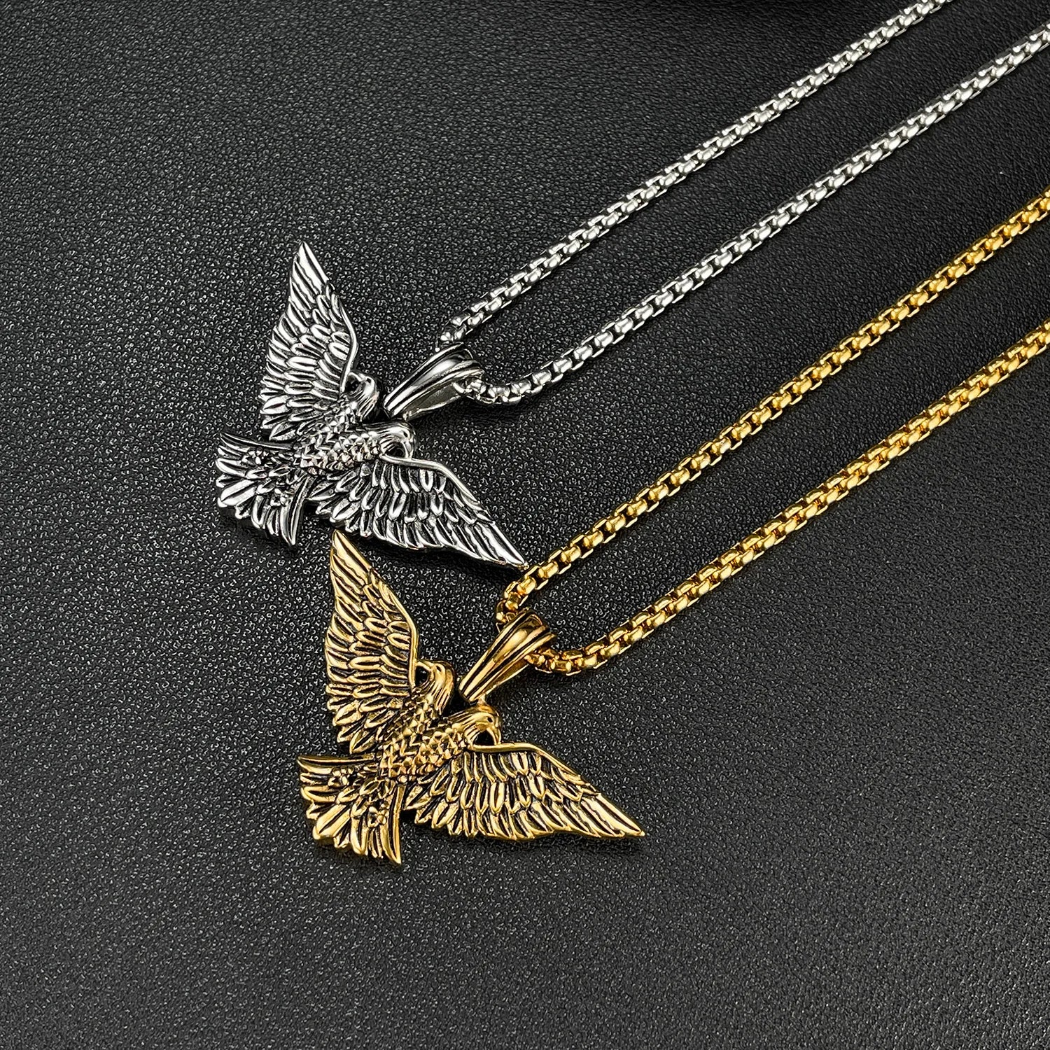 Jewelry Factory Stainless Steel Chain Necklace Two-headed Hawk Pendant 3D Punk Jewelry Rocky Titanium Sports Necklace