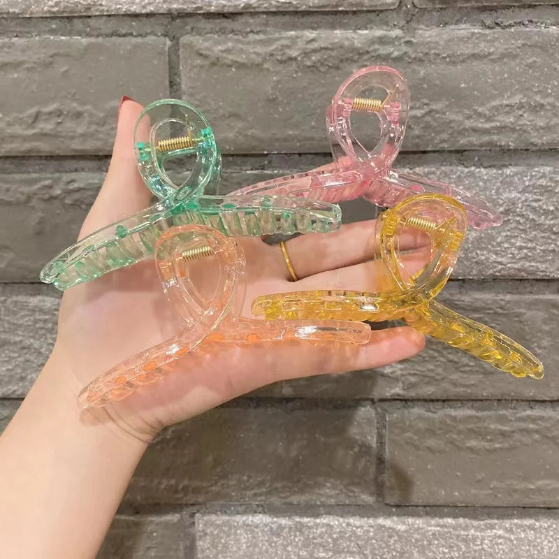 2022 New Arrival Transparent Korean Sweet Plastic Women Hair Claw Girls Simple Fashion Hair Claw Clip for Women Hair Accessories