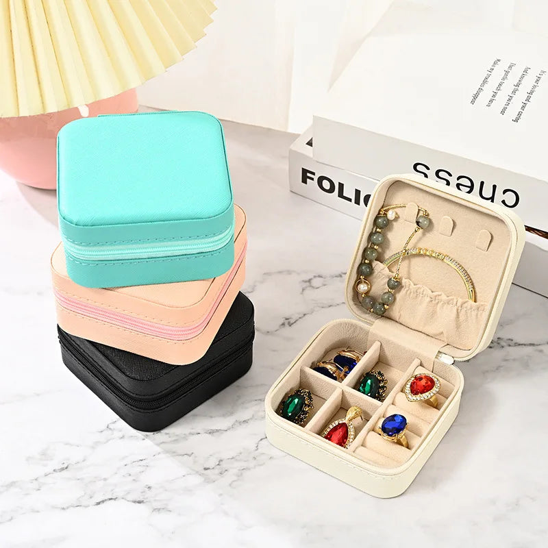 China Wholesale Stock Custom Logo Foil Makeup/Ring/Watch/Necklace/Bracelet Jewelry Packaging Cardboard Paper Gift Box