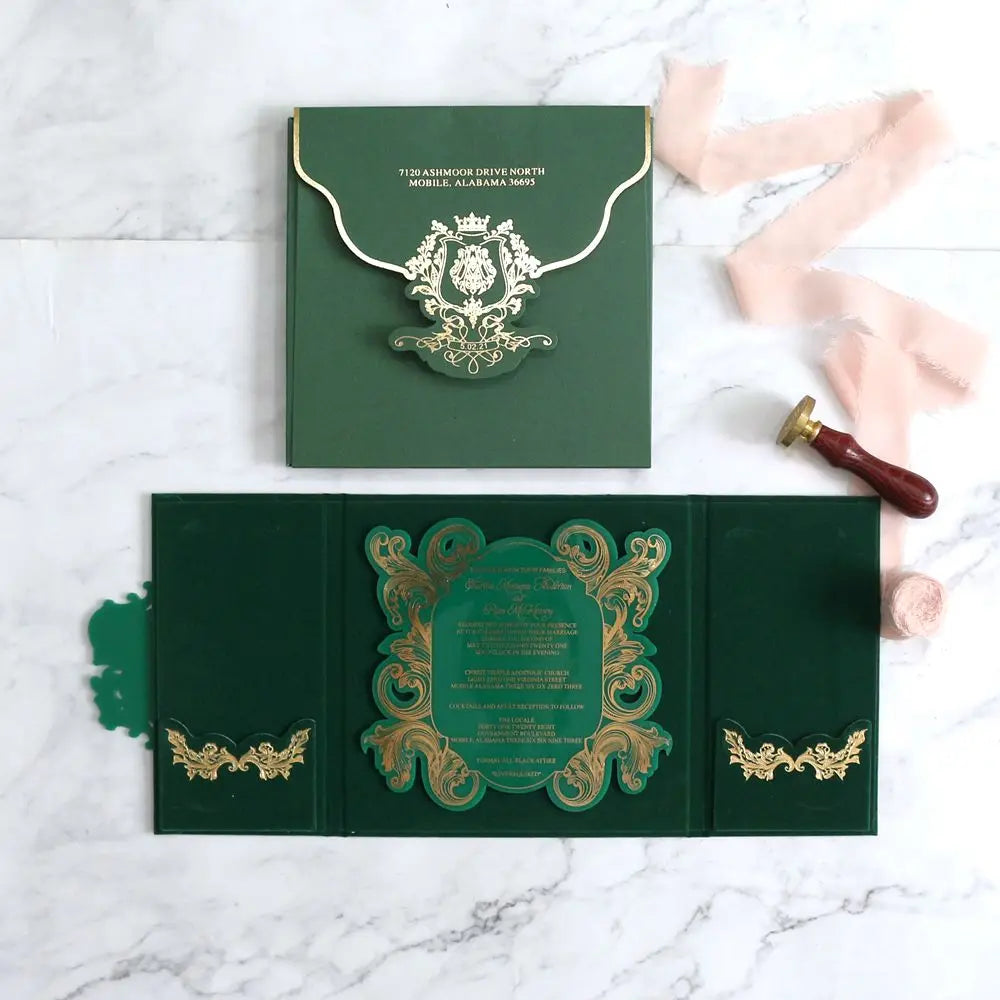 High End Luxury Custom Design Dark Green Velvet Wedding Invitation Cards With Gold Foil Acrylic Logo Tag