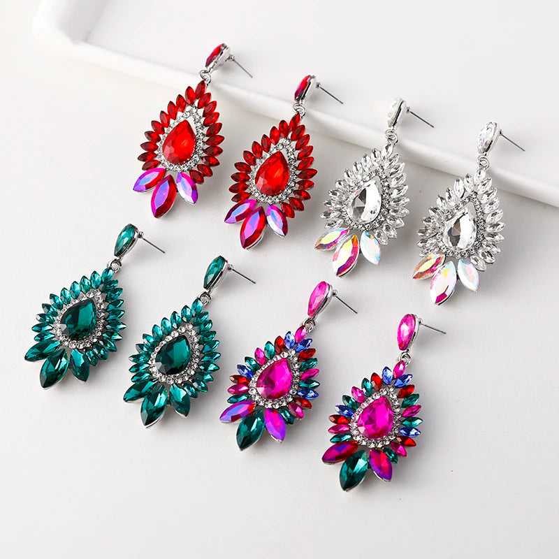 Elegant Vintage Long Diamond Chandelier Earrings Color Rhinestones Teardrop Dangle Earrings for Women