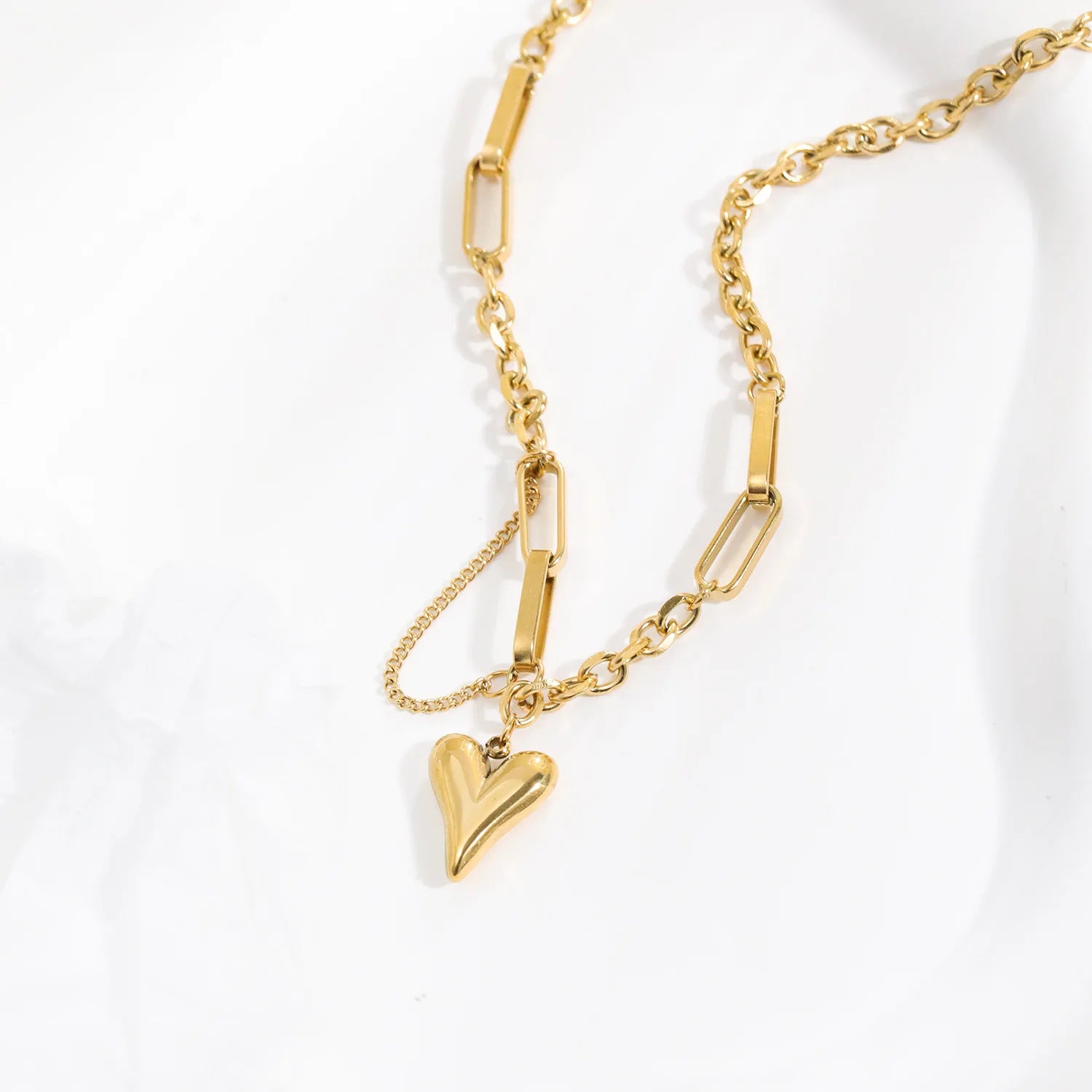 DAIHE Wholesale Minimal Stainless Steel Rectangle Chain Heart Charm 18k Gold Jewelry Necklace